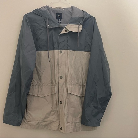 GAP Men’s Colorblock Hooded Jacket Medium Gray Blue Lightweight Windbreaker - Picture 2 of 10